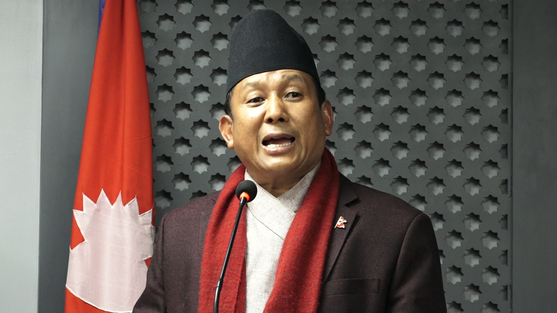 सर्वोच्चको फैसलाले प्रधानमन्त्रीलाई राजीनामा दिनबाट रोक्यो : सरकारका प्रवक्ता