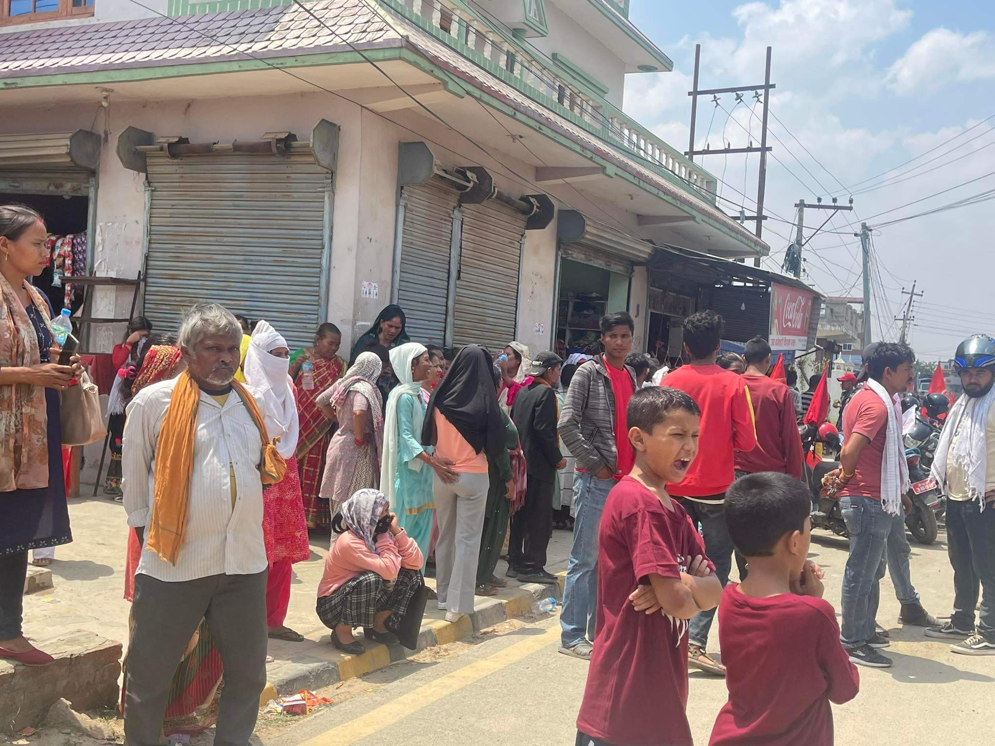 नेपालगन्ज-१९ माओवादीको लहर, जनता स्वयं सडकमा मत माग्दै