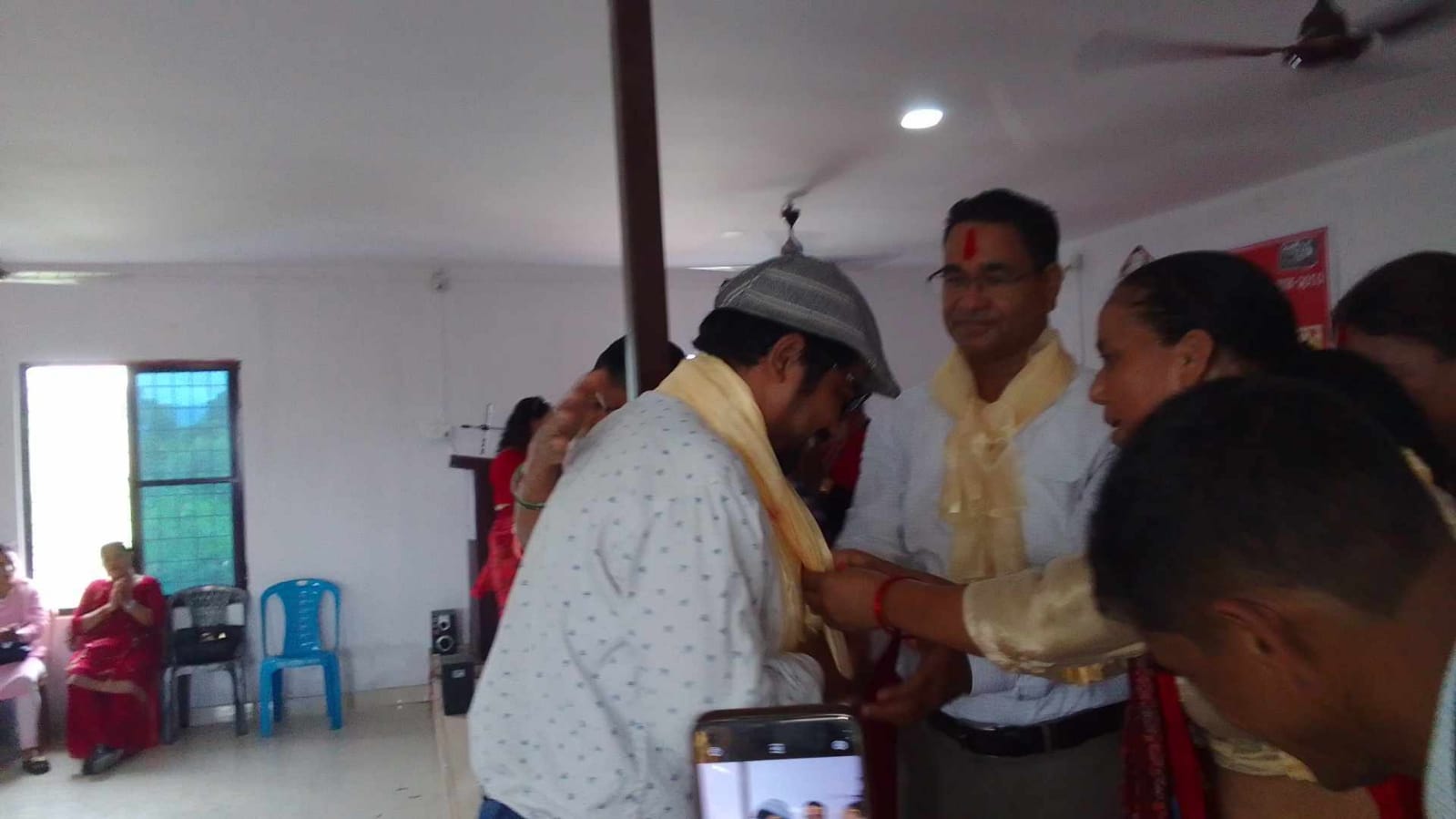 एमाले नेता खनाल माओवादिमा प्रवेश