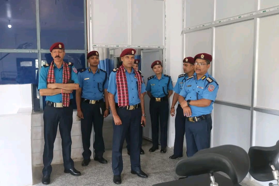 अतिरिक्त महानिरीक्षक श्यमलाल ज्ञवालीद्वारा लुम्बिनी प्रदेश अस्पतालको अनुगमन