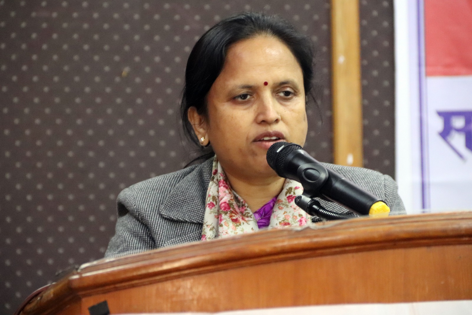 मातृभाषाको प्रयोग बढाउँदै लैजानुपर्छः मन्त्री शर्मा