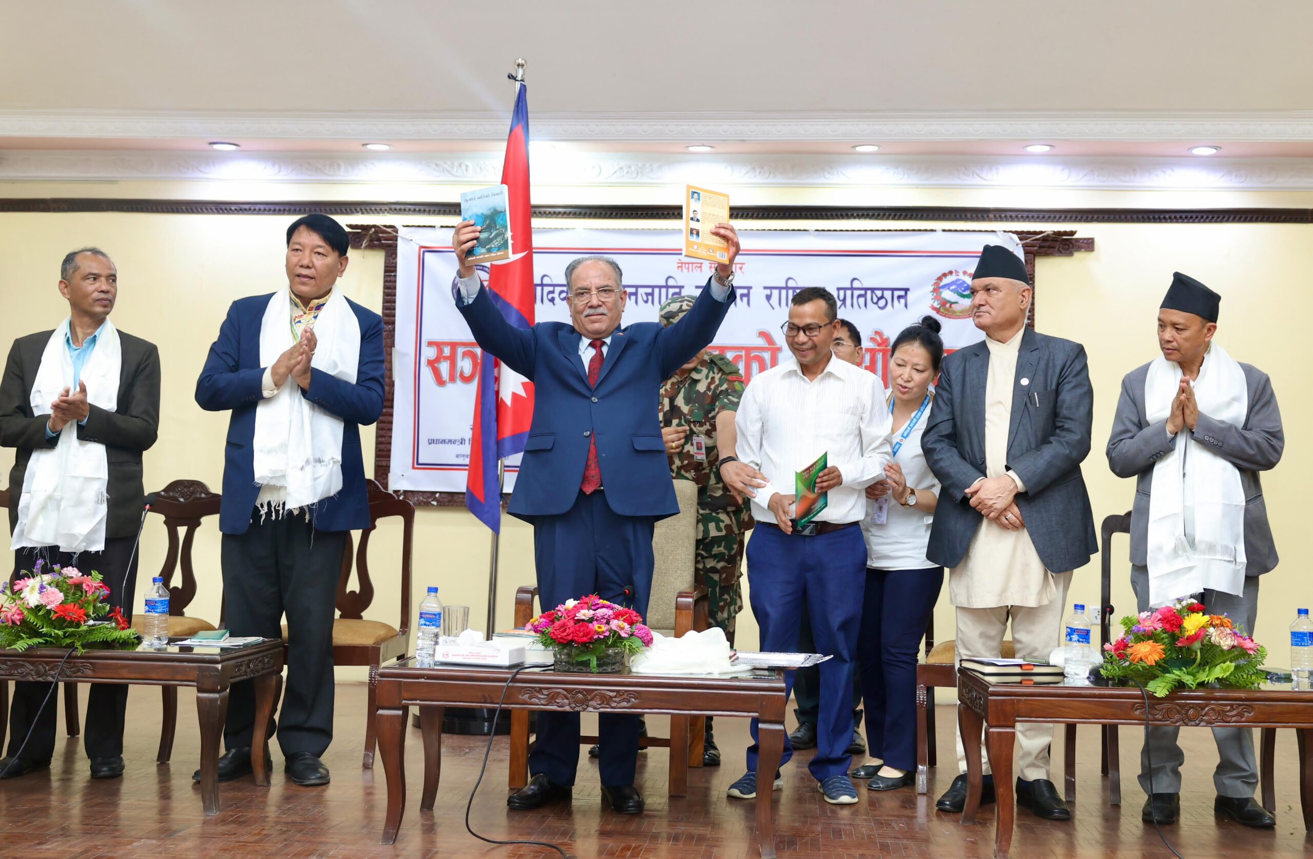 लोकतन्त्रका लाभहरू सबै जाति र समुदायको जीवनसँग जोडिनुपर्छ : प्रधानमन्त्री