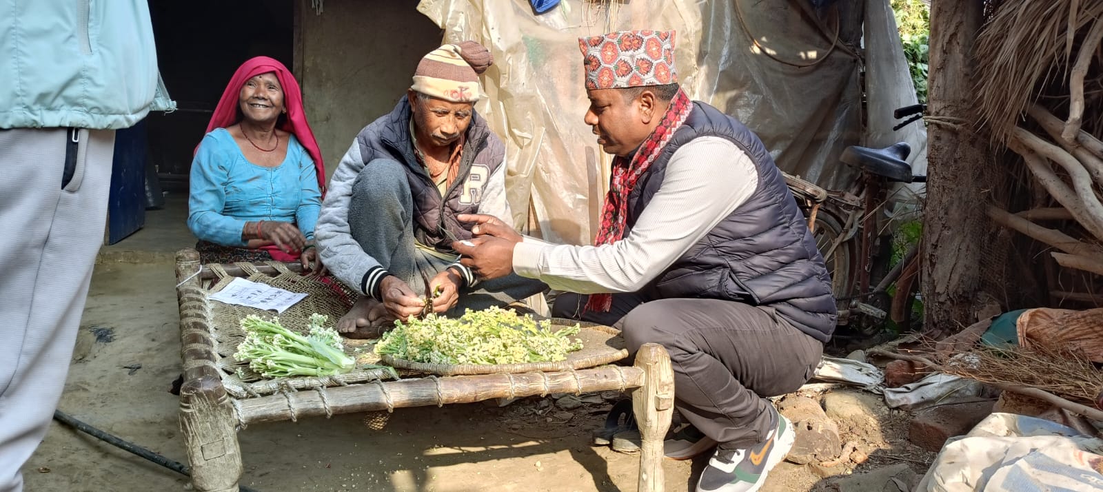 “एकै दिन तीन पालिका, एउटै सन्देश-जनताको आवाज नै मेरो एजेन्डा” नरेन्द्र पाण्डे (जेम्स)को सघन घरदैलो